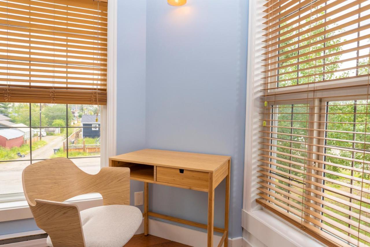 Downtown Whitehorse Apartment In Old Town Buitenkant foto